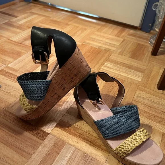 Women’s Aqua and yellow braided with black ankle strap enclosed cork 2 1/2 heel - Picture 2 of 12